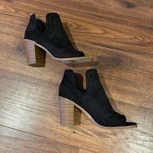 Fergalicious Boho Heeled booties, Size 6